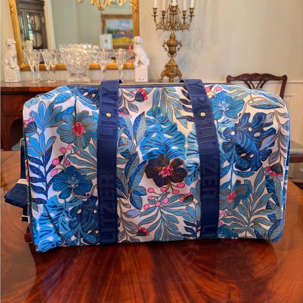 Lilly Pulitzer Originals Duffle - Best Fronds Forever - Picture 7 of 16